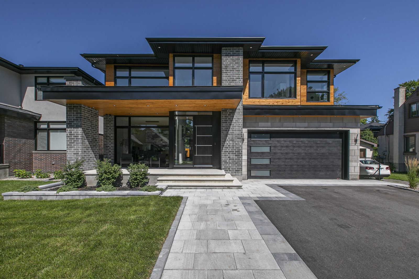 Lotta custom home exterior